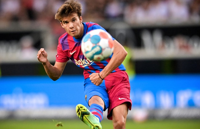 MOURINHO WANTS RIQUI PUIG ON LOAN - Bóng Đá