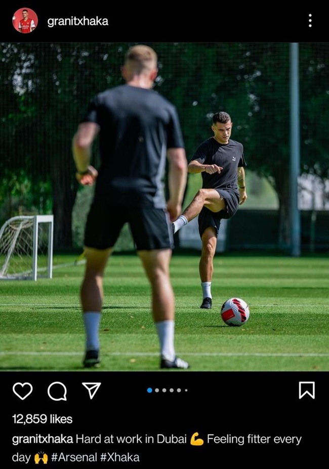 Xhaka cập nhật hình ảnh trên Instagram.