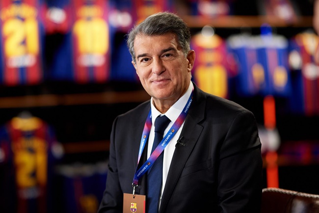 Laporta đưa cam kết khiến NHM Barca phấn khích - Bóng Đá