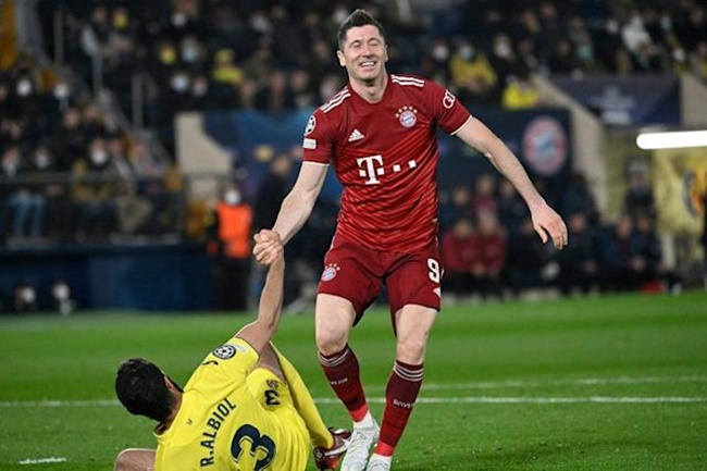 Lewandowski tịt ngòi, Bayern bất ngờ ngã ngựa trên sân khách - Bóng Đá