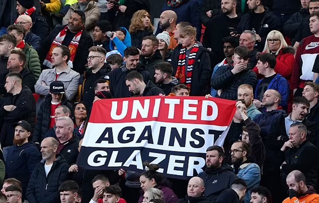 Manchester United fans plan Old Trafford protest against the Glazer family - Bóng Đá