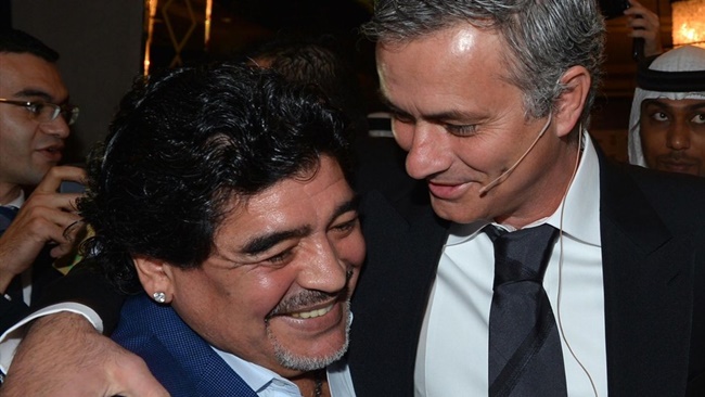 Mourinho gây xúc động vì tưởng nhớ Maradona - Bóng Đá