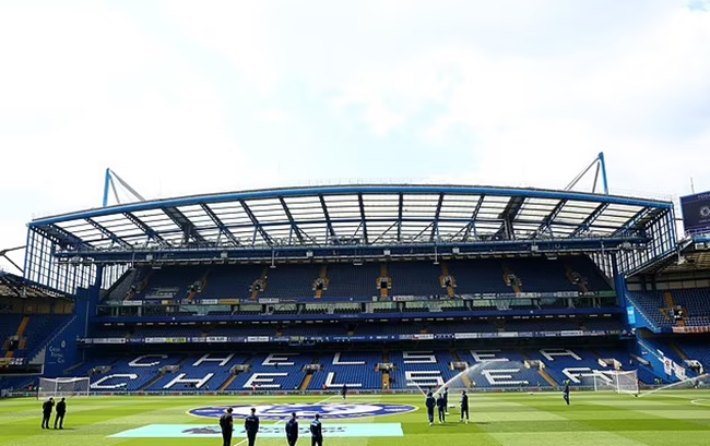 Chelsea bidders looking to buy out Roman Abramovich are told they must guarantee not to sell the club for TEN YEARS - Bóng Đá