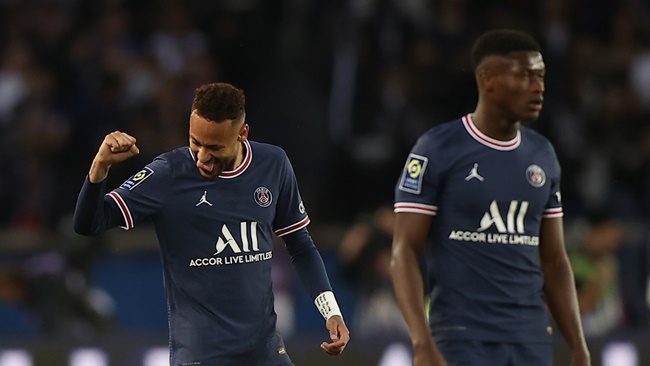 Neymar quẩy nhiệt ở buổi tiệc mừng PSG giành Ligue 1 - Bóng Đá