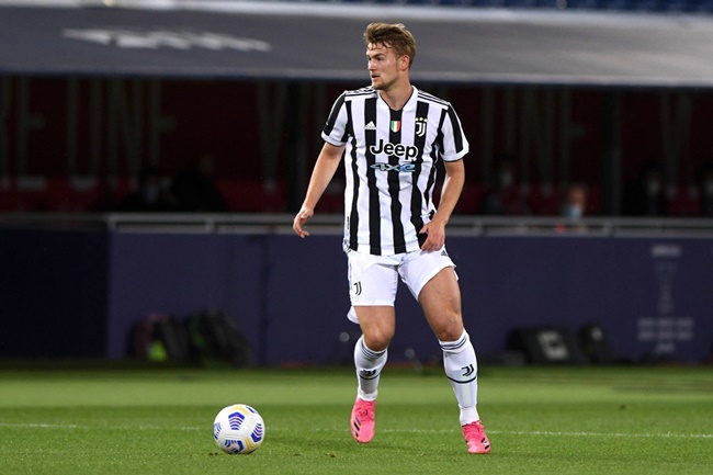 Bayern sáng cửa chiêu mộ De Ligt.