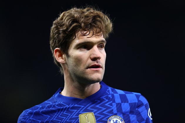 Marcos Alonso is set to join Barcelona on a two-year contract - Bóng Đá