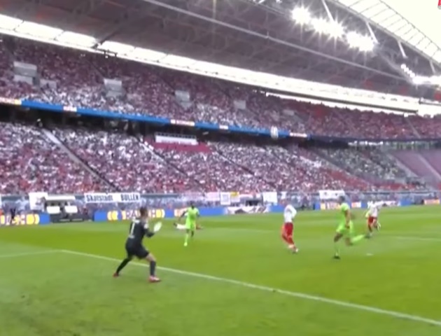 Kỷ lục cứu thua 19 lần, mục tiêu Man Utd khiến Bayern ngán ngẩm - Bóng Đá