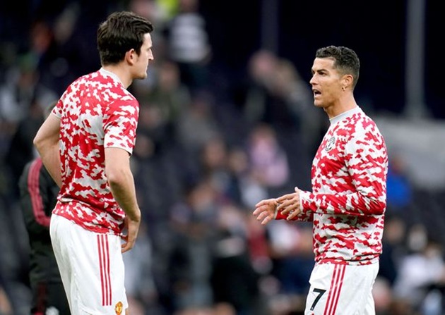 Erik ten Hag makes Cristiano Ronaldo and Harry Maguire decision for Europa League clash - Bóng Đá