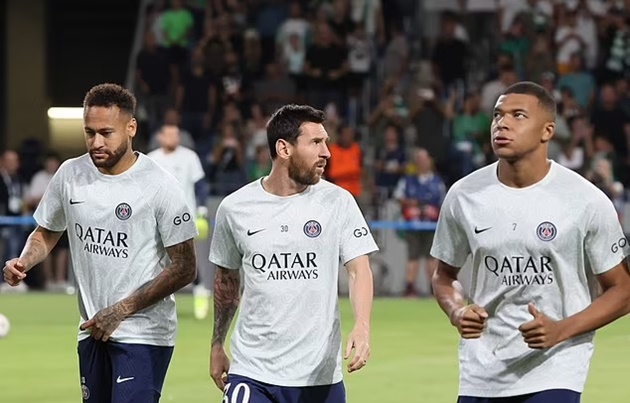 Christophe Galtier considers DROPPING one of Lionel Messi, Kylian Mbappe and Neymar to improve the team's defence - Bóng Đá