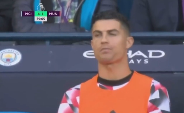 Ronaldo lại chết lặng trên ghế dự bị - Bóng Đá