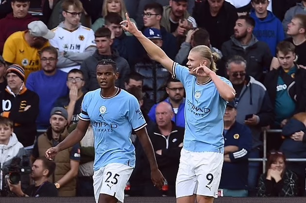Manuel Akanji claims there is 'nothing that can stop' his Man City team-mate Erling Haaland from scoring 50 GOALS - Bóng Đá