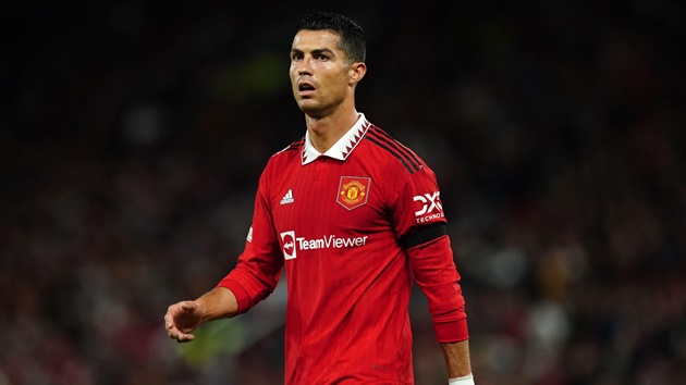 Petit chỉ trích Ronaldo - Bóng Đá