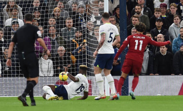 Salah lập cú đúp, Liverpool thắng nghẹt thở Tottenham - Bóng Đá