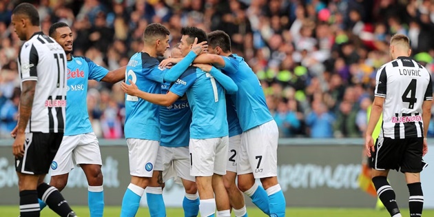 Thắng nghẹt thở trong trận cầu 5 bàn, Napoli xây chắc ngôi đầu Serie A - Bóng Đá