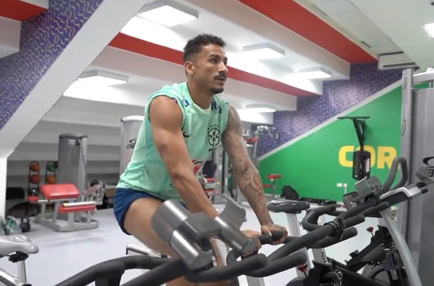 Alex Sandro, Danilo, and Neymar working to get back - Bóng Đá