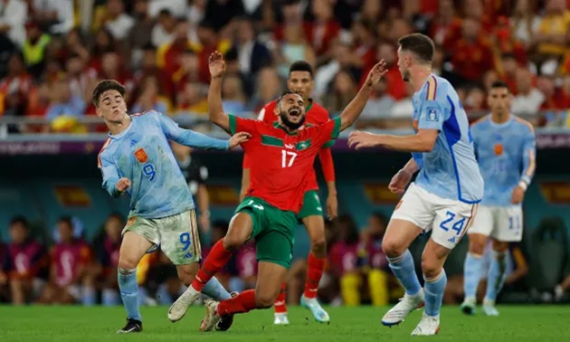 Bất lực vì siêu thủ môn, Tây Ban Nha mất vé tứ kết cho Morocco - Bóng Đá