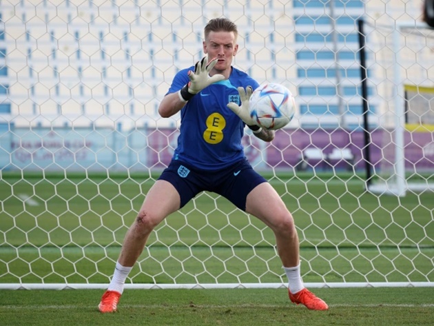 Declan Rice back in England training after illness - Bóng Đá
