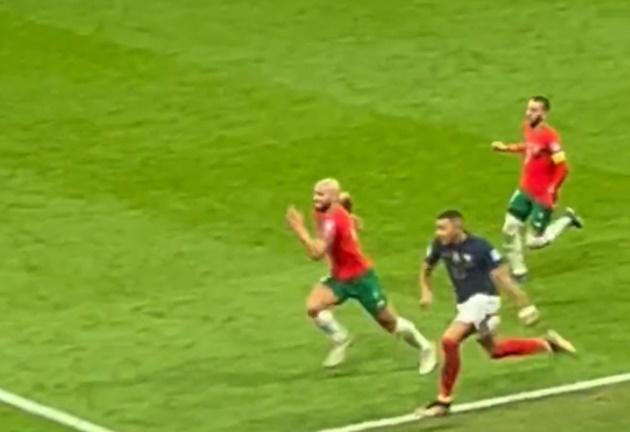 'Cơn lốc' Mbappe hoàn toàn thổi bay Morocco - Bóng Đá