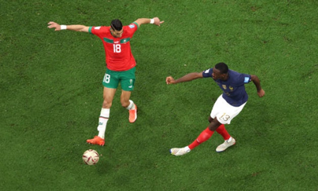 TRỰC TIẾP Pháp 1-0 Morocco (H2): Nhà ĐKVĐ chơi rình rập - Bóng Đá