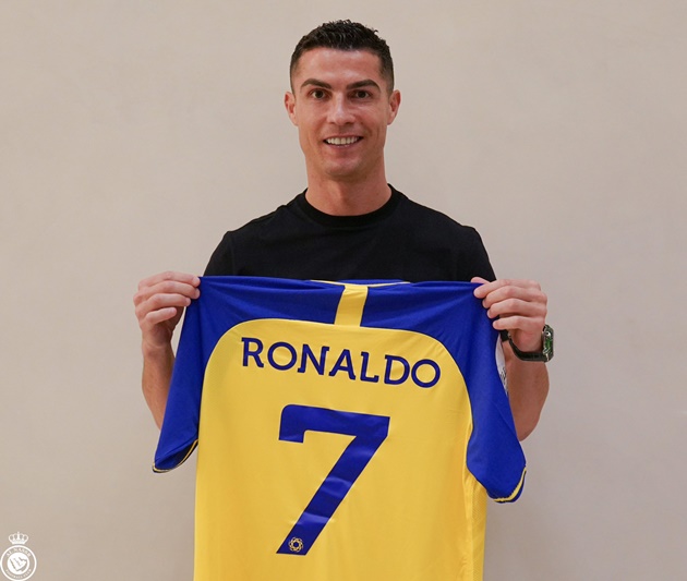 OFFICIAL: Cristiano Ronaldo to Sign With Saudi Club Al Nassr FC - Bóng Đá