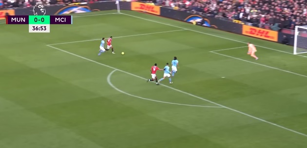 Không thể khác, Rashford là nhân vật tâm điểm ở derby Manchester - Bóng Đá