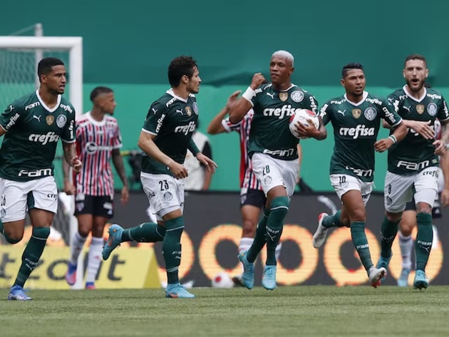 Nottingham Forest confirm signing of Palmeiras midfielder Danilo - Bóng Đá