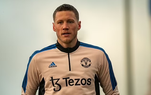 Wout Weghorst reveals he asked Alex Telles for permission to take the Man United No 27 shirt - Bóng Đá