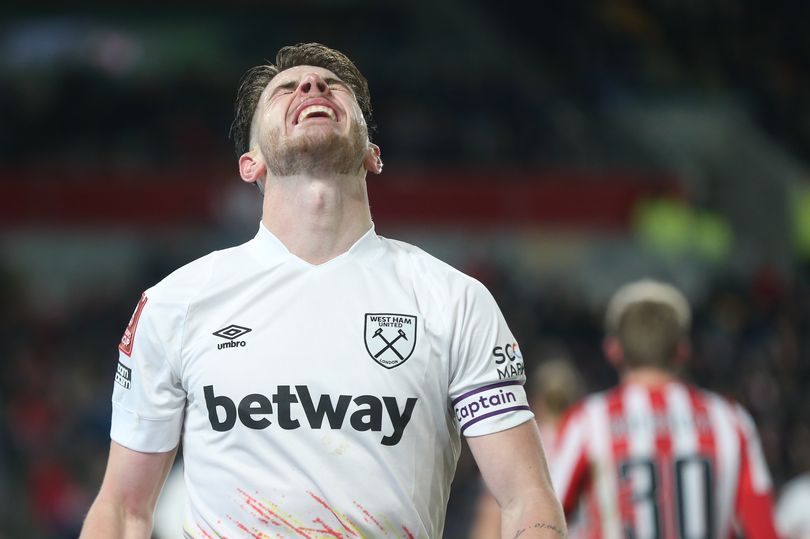 Manchester United told why they should avoid summer transfer for West Ham captain Declan Rice - Bóng Đá