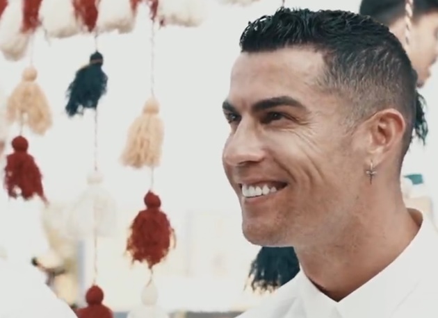 Cristiano Ronaldo wields sword and wears traditional dress  - Bóng Đá