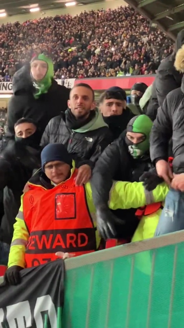 Real Betis fans clash with riot police during Man Utd game  - Bóng Đá