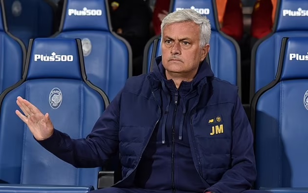 Thua bẽ mặt khiến Mourinho và học trò văng khỏi top 4 - Bóng Đá