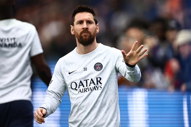 Lionel Messi bị người hâm mộ Paris Saint-Germain la ó - Bóng Đá