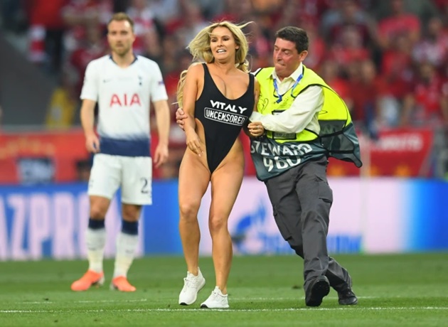 Kinsey Wolanski after she streaked at the Champions League final in 2019. - Bóng Đá
