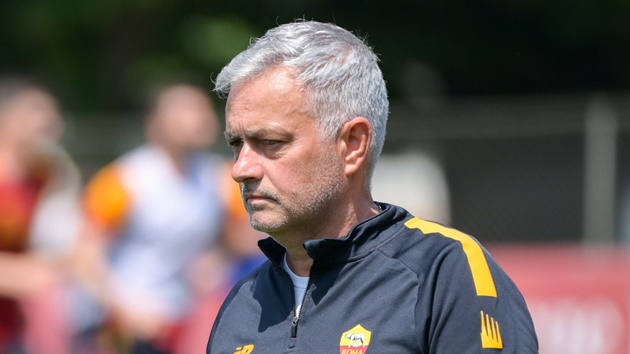 Jose Mourinho bans Roma staff from training ahead of Europa League final vs Sevilla - Bóng Đá