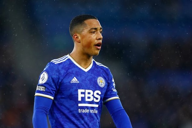 Youri Tielemans announces Leicester City exit with touching farewell message - Bóng Đá