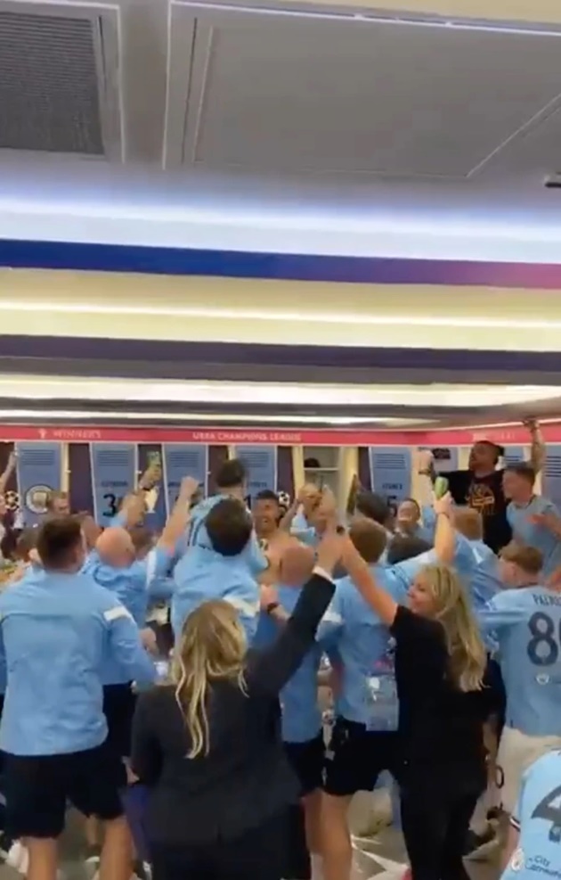 Inside Man City’s wild celebrations - Bóng Đá