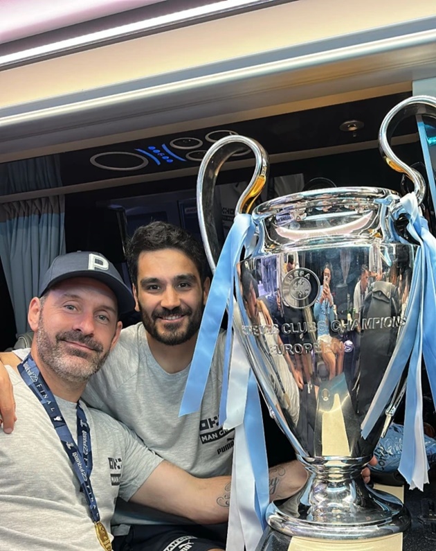 Inside Man City’s wild celebrations - Bóng Đá