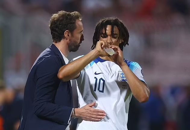 Southgate has indicated he could continue playing the Liverpool defender further forward - Bóng Đá