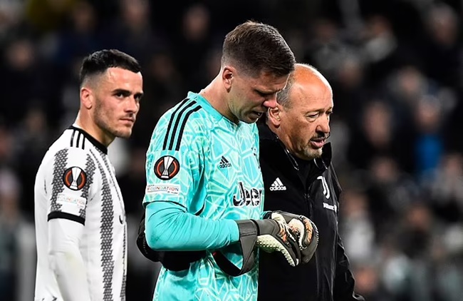 Szczesny chia sẻ về sự cố ở trận gặp Lisbon.