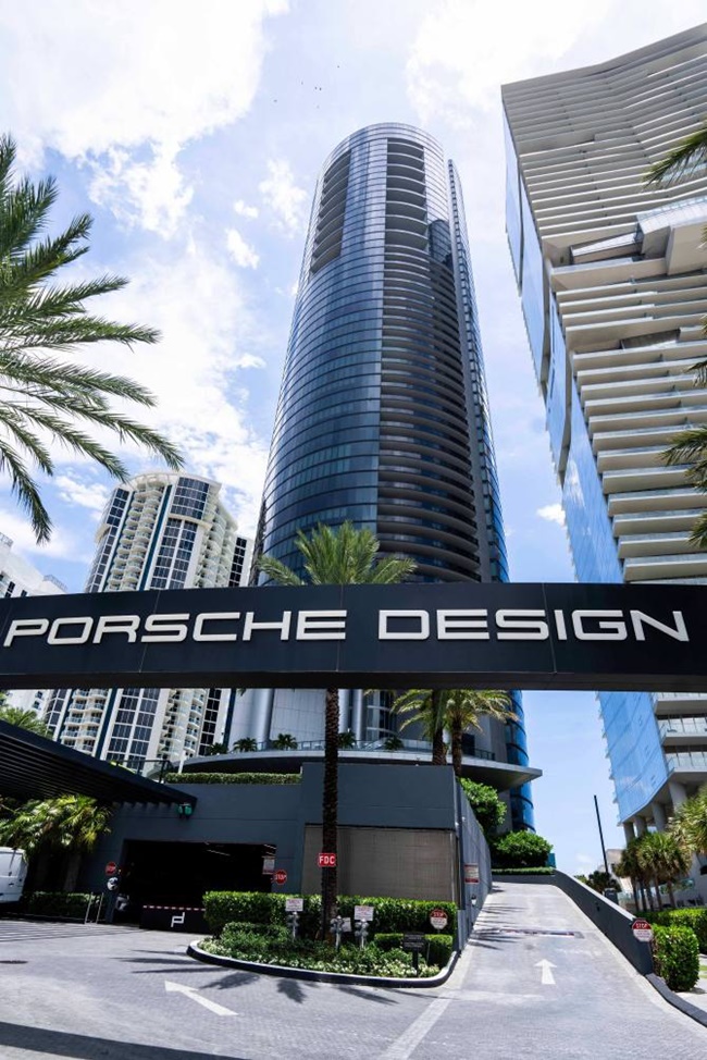 Lionel Messi owns FOUR apartments worth £15million on Miami Beach  - Bóng Đá