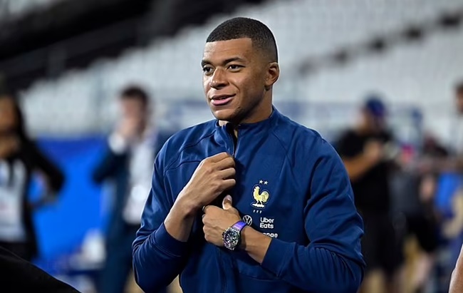 Top European football agent names the 'ONLY three clubs' who can sign Kylian Mbappe from PSG - Bóng Đá