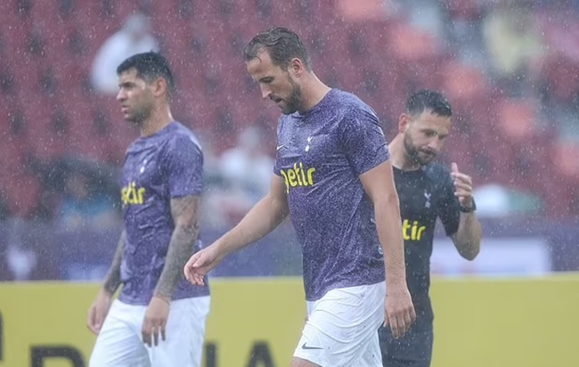 Tottenham's pre-season friendly against Leicester is CANCELLED due to heavy rain in Thailand - Bóng Đá