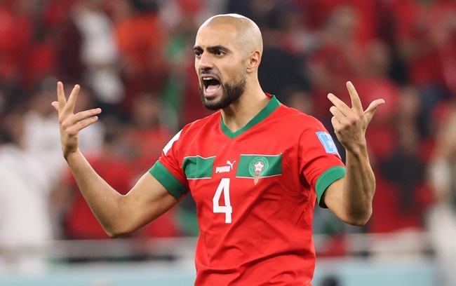Manchester United target Morocco World Cup midfielder Sofyan Amrabat but must sell to buy - Bóng Đá