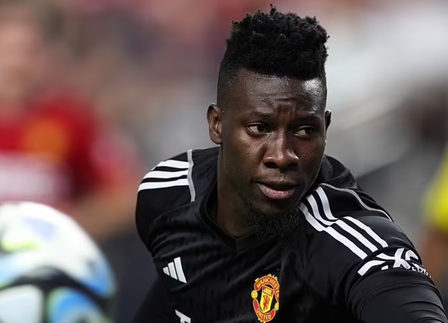 Manchester United's Andre Onana rejected interest from TWO Premier League rivals - Bóng Đá