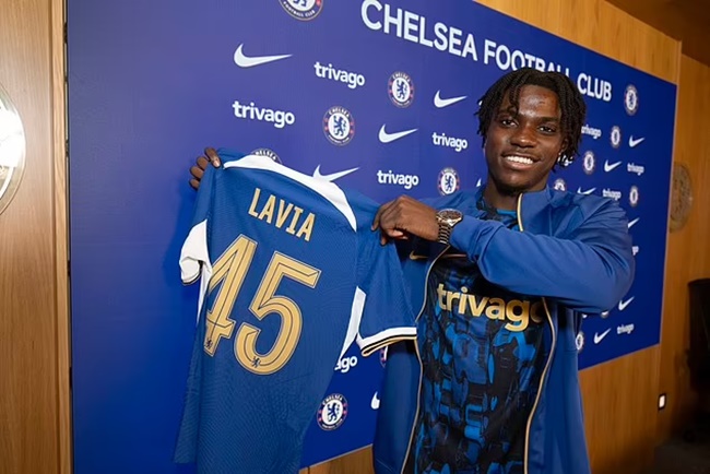 Romeo Lavia tiết lộ BA lý do chọn Chelsea - Bóng Đá