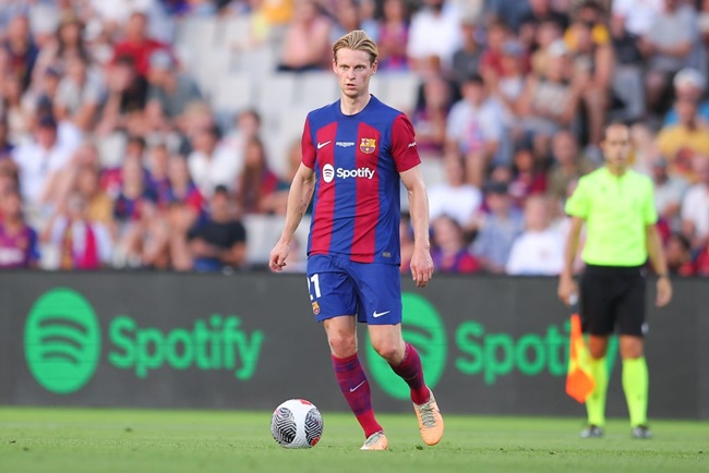 Barcelona have now opened talks with another of their captains, Frenkie de Jongd - Bóng Đá