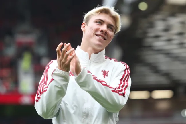 Rasmus Hojlund relishing facing his brothers when Manchester United meet FC Copenhagen - Bóng Đá