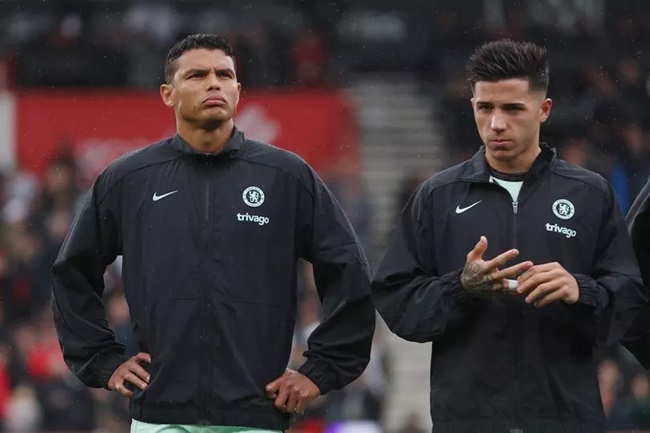 Thiago Silva left furious with three Chelsea stars as Conor Gallagher shouts at Enzo Fernandez - Bóng Đá