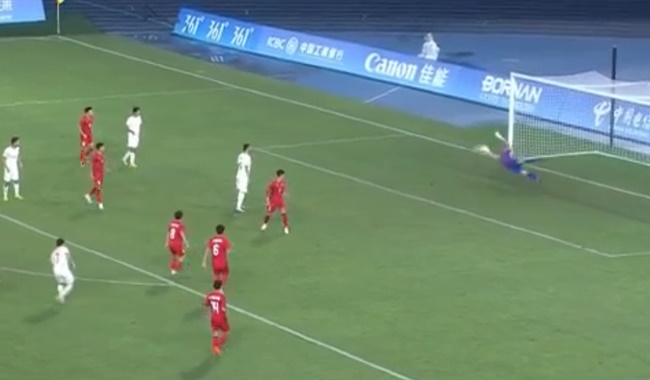 TRỰC TIẾP U23 Iran 3-0 U23 Việt Nam (H2): Khó càng khó - Bóng Đá