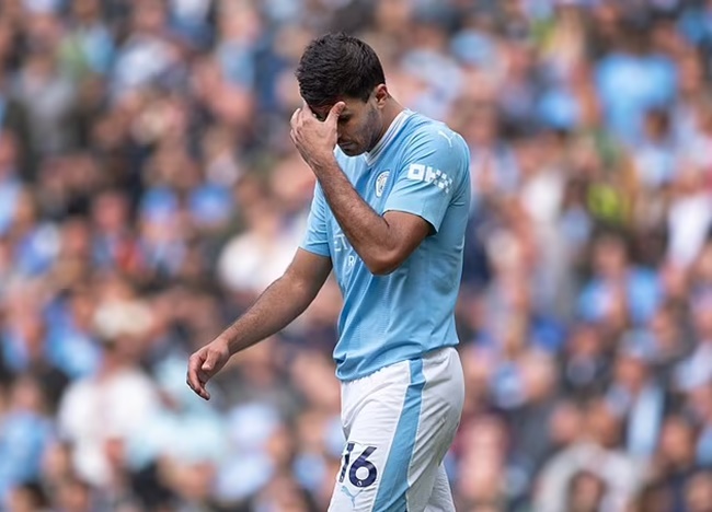 Rodri will miss Arsenal clash as Manchester City accept the midfielder's three-game ban in opting NOT to appeal - Bóng Đá